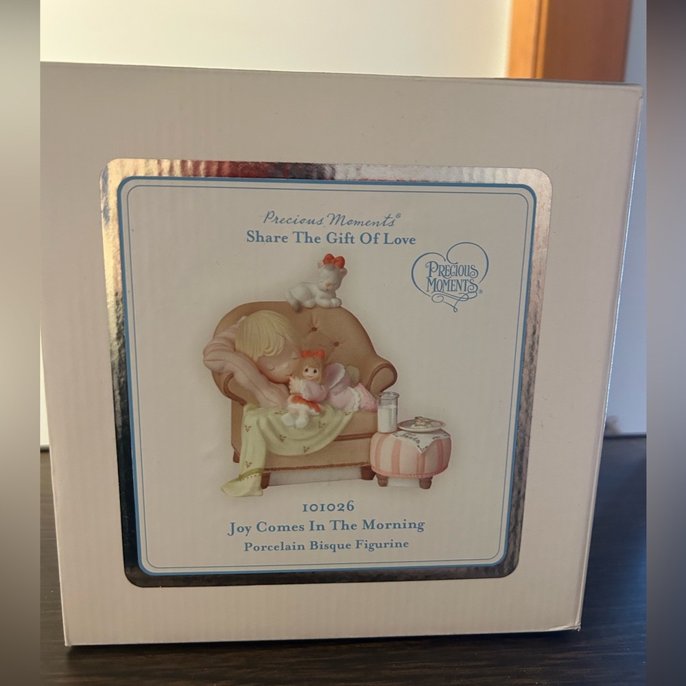 Precious Moments Joy Comes In The Morning Figurine Rare 101026